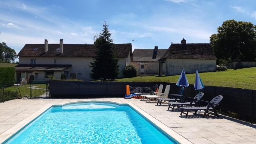 Gites Le Clos De Lamie Avec 2 Piscines Privees Fossemagne Exterior photo